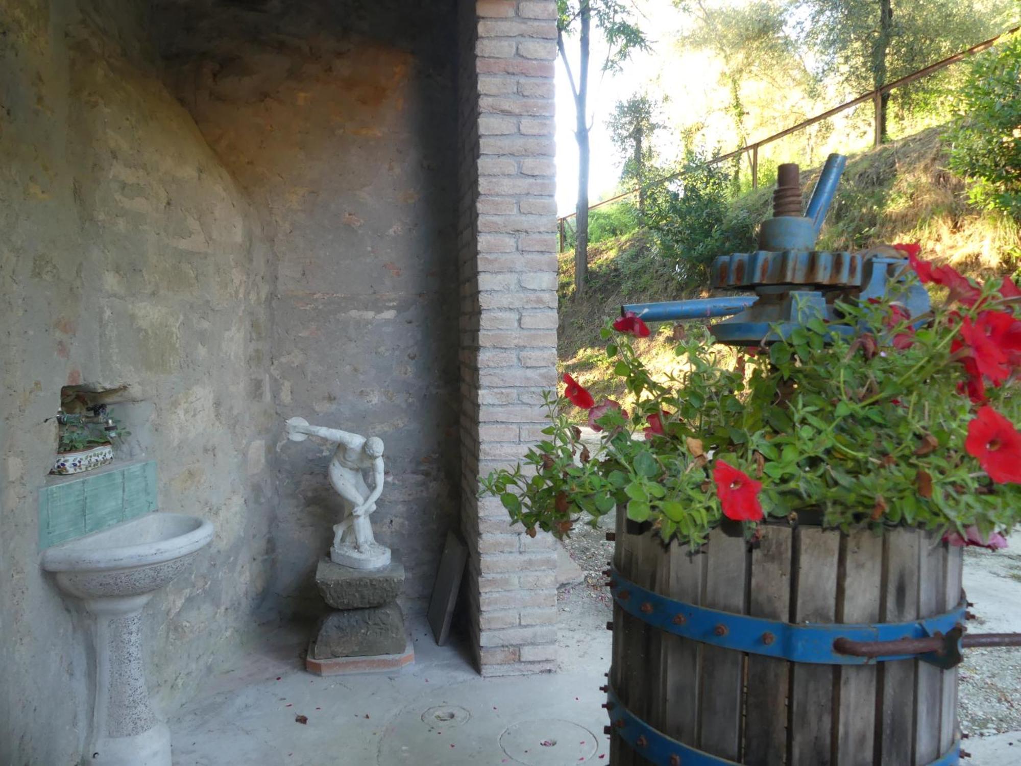 Helichrysum Bed and Breakfast Vinci Buitenkant foto